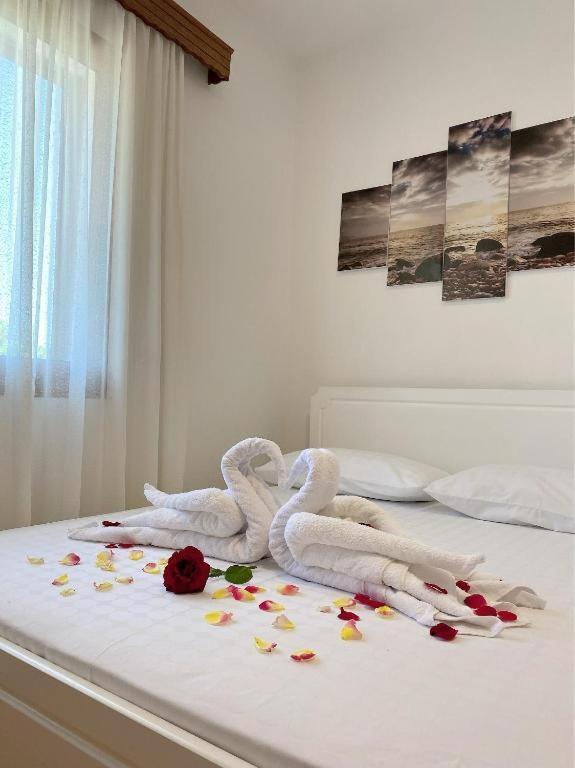 Arlind'S Apartaments Vlore Exterior photo