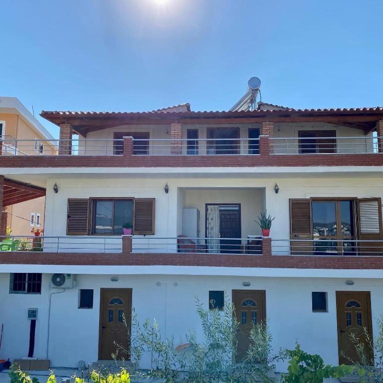 Arlind'S Apartaments Vlore Exterior photo