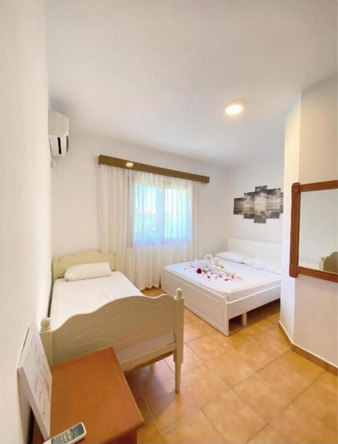Arlind'S Apartaments Vlore Exterior photo